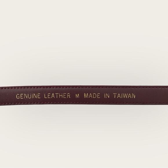 Burgundy Maroon Leather Belt with Gold Buckle Skinny Size Medium - Picture 4 of 7